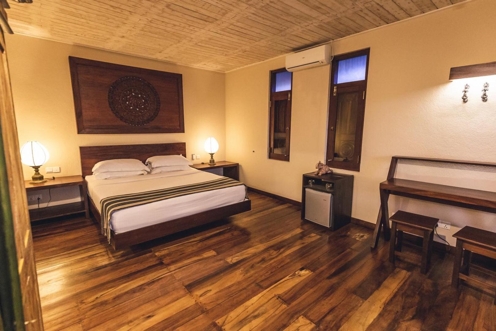 Aga Surf View Hotel Tangalle Ngoại thất bức ảnh