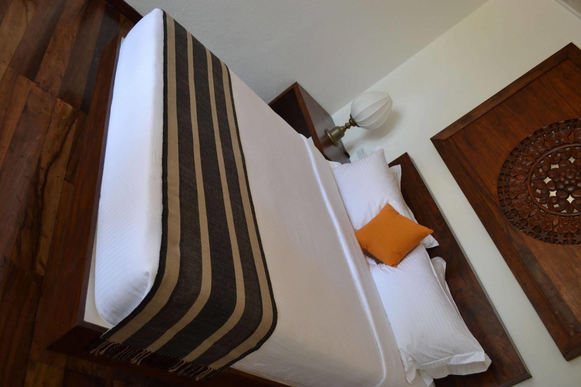 Aga Surf View Hotel Tangalle Ngoại thất bức ảnh